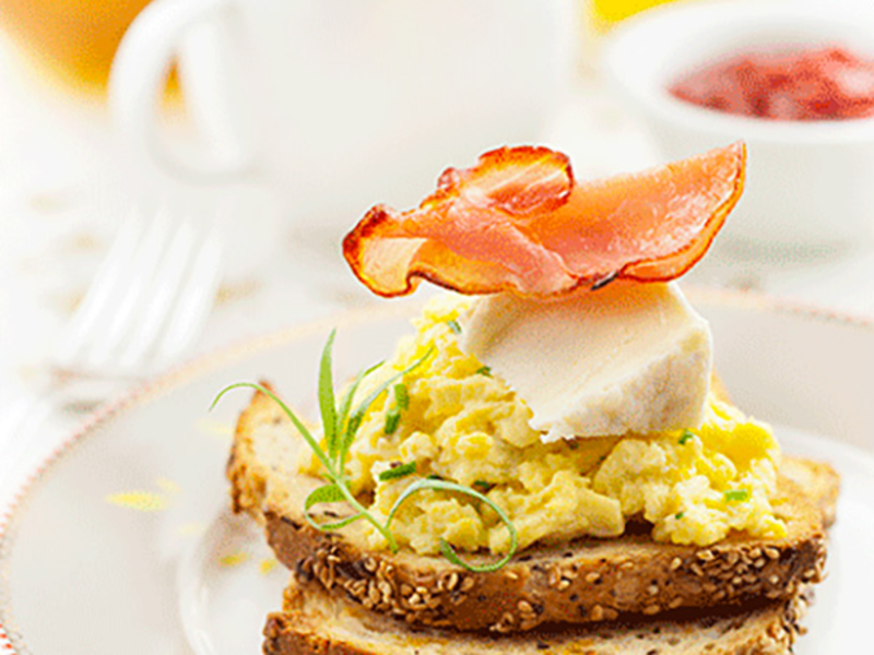 Oeufs brouillés au fromage