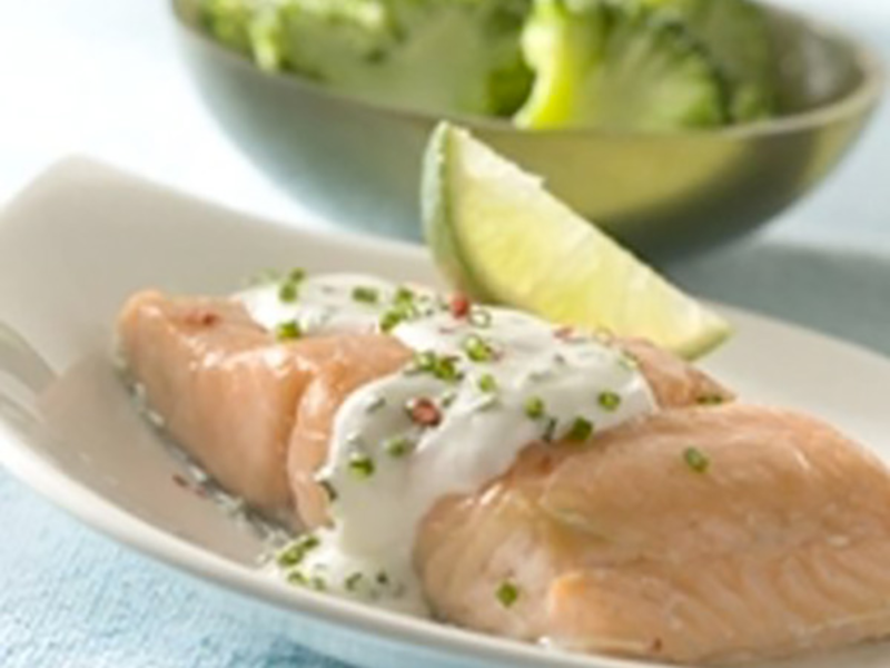 Papillotes de saumon aux herbes et fromage frais