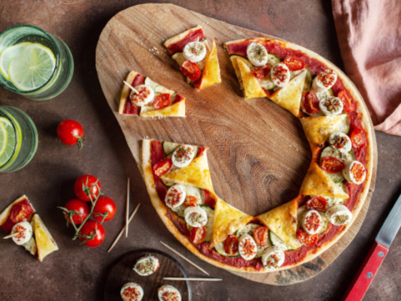 Tarte couronne aux légumes et fromage apéritif aux saveurs italiennes