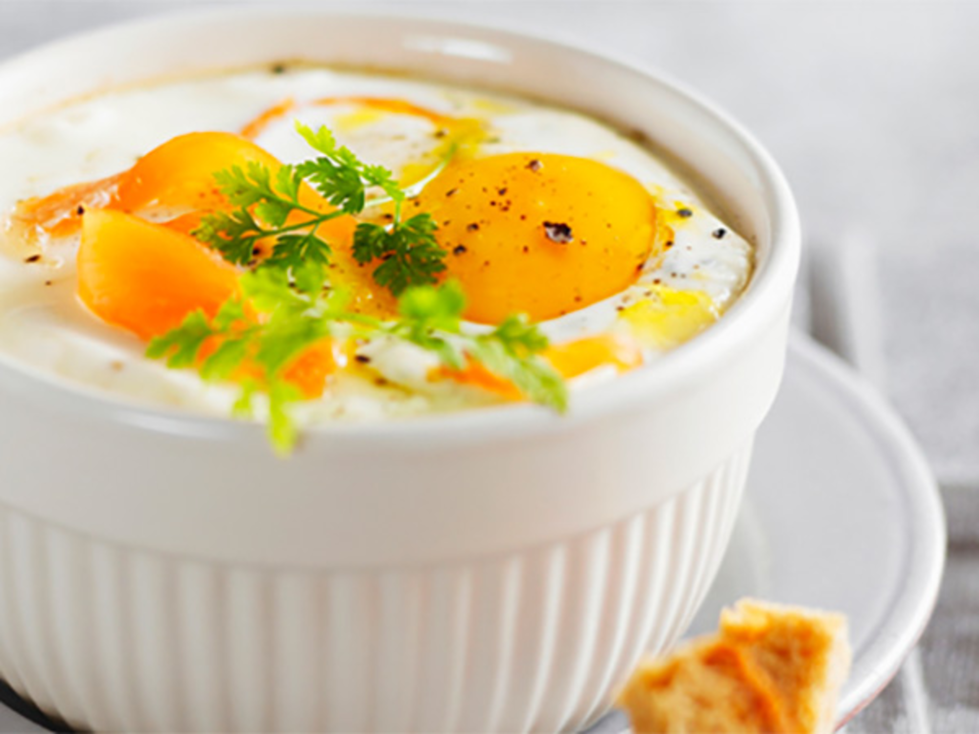 4 recettes d'œufs cocotte au fromage