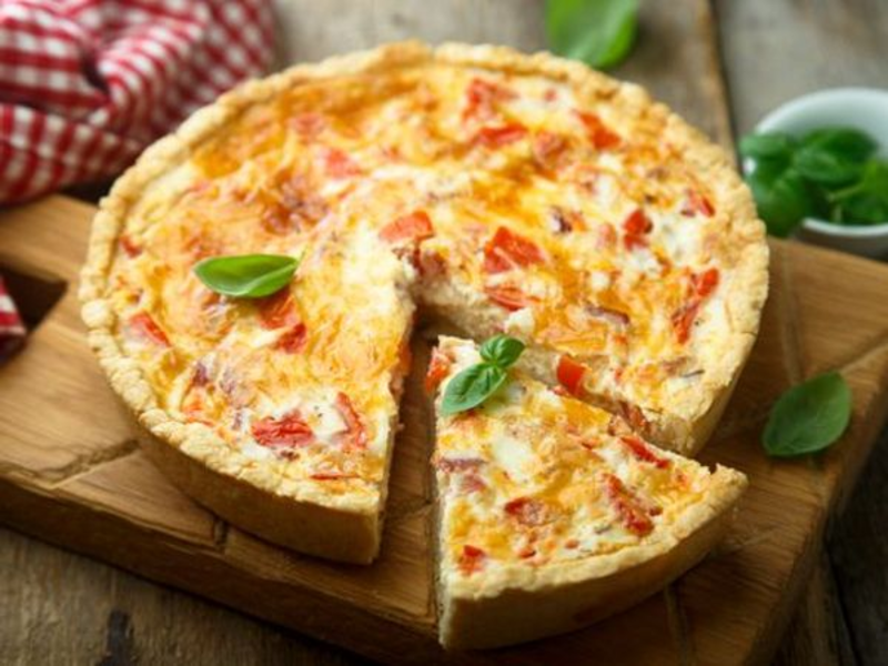 Tarte au gouda, tomates séchées et lardons