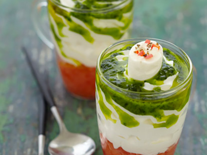 Verrine italienne au pesto de roquette et tomate