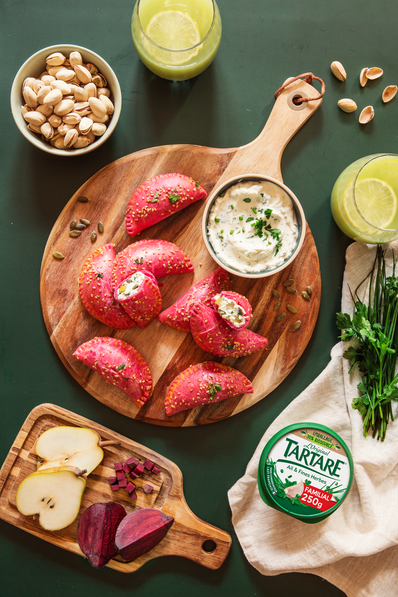 Chaussons à la poire et au fromage ail et fines herbes