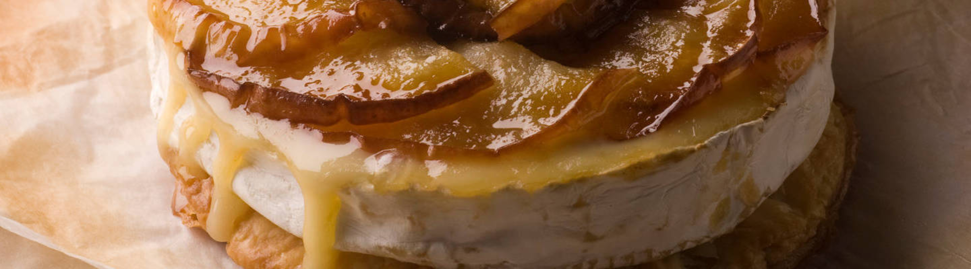 Tatin de camembert aux pommes