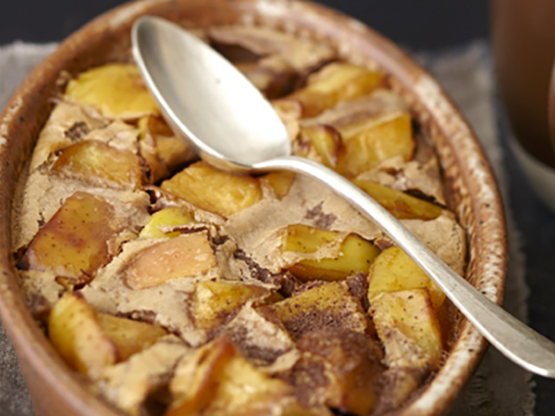 Clafoutis aux pommes (flognarde)