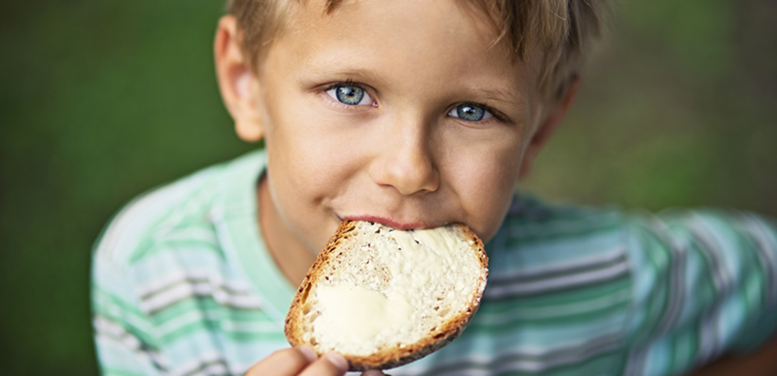 TH05_Alimentation_enfants_tartine