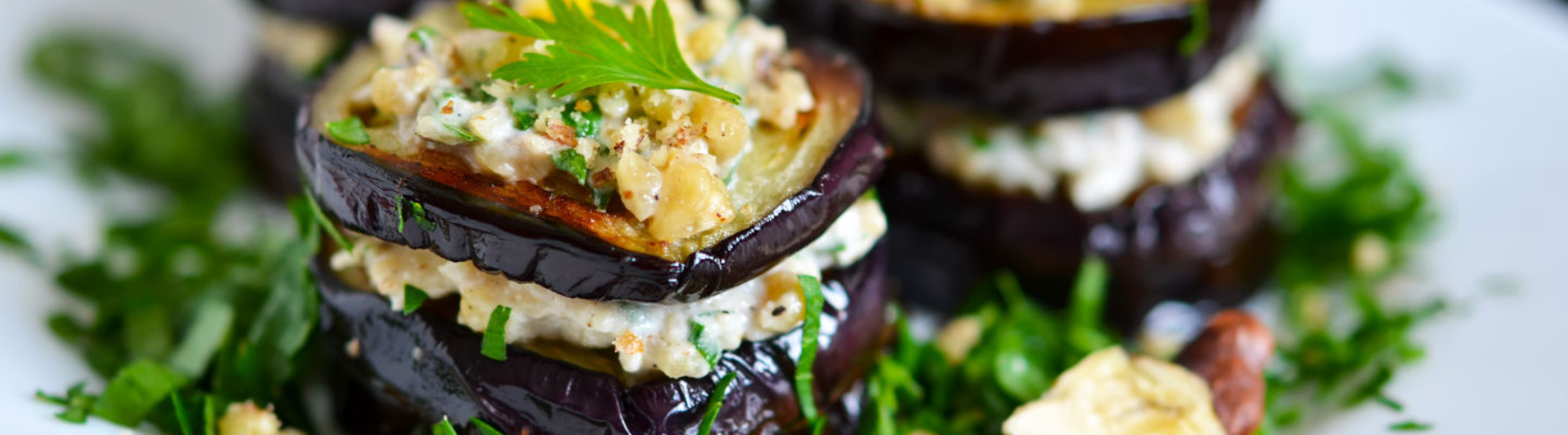 Millefeuille d'aubergine au chèvre frais