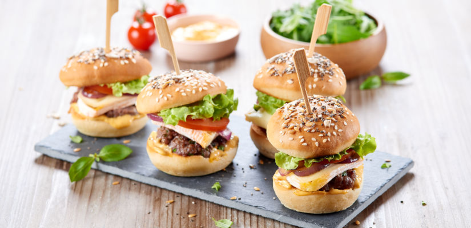 Mini burger au fromage pour l'apéro