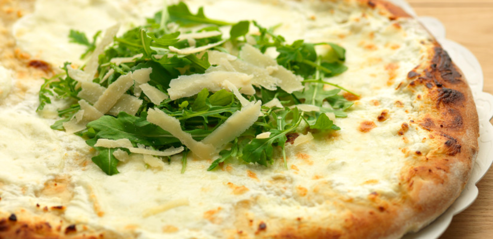 TH05_pizza_blanche_chevre_parmesan