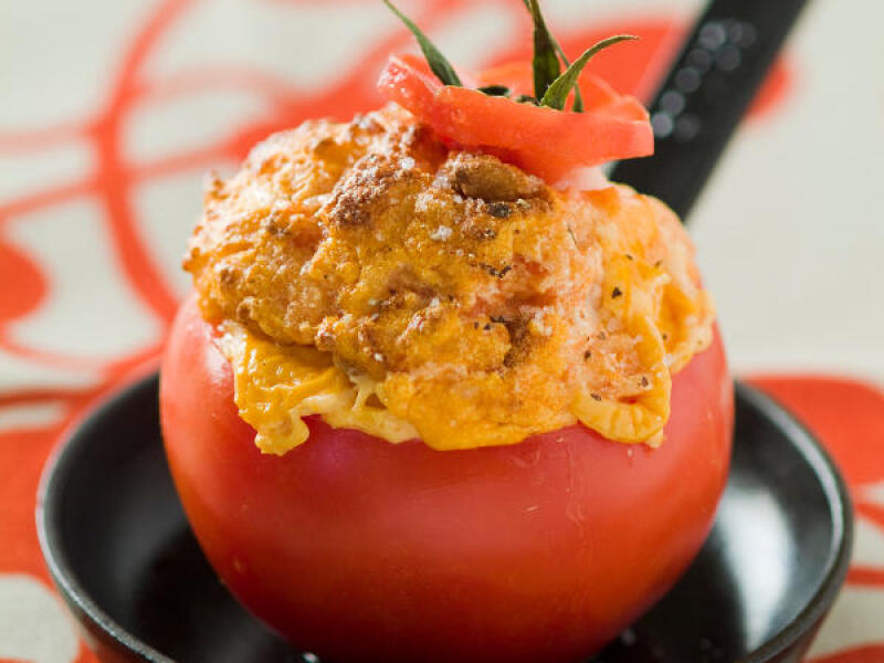 Tomate soufflée au fromage