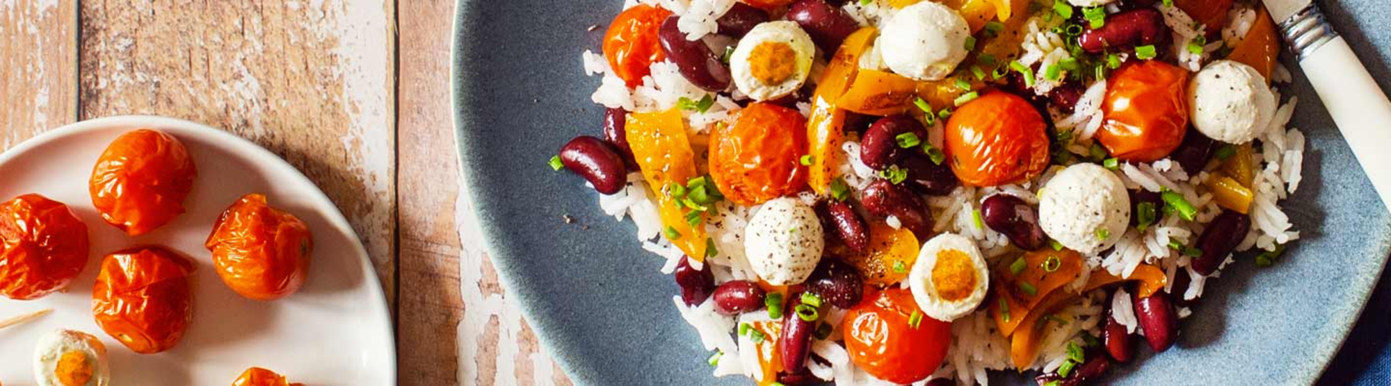 Salade de riz aux haricots rouges et billes de fromage