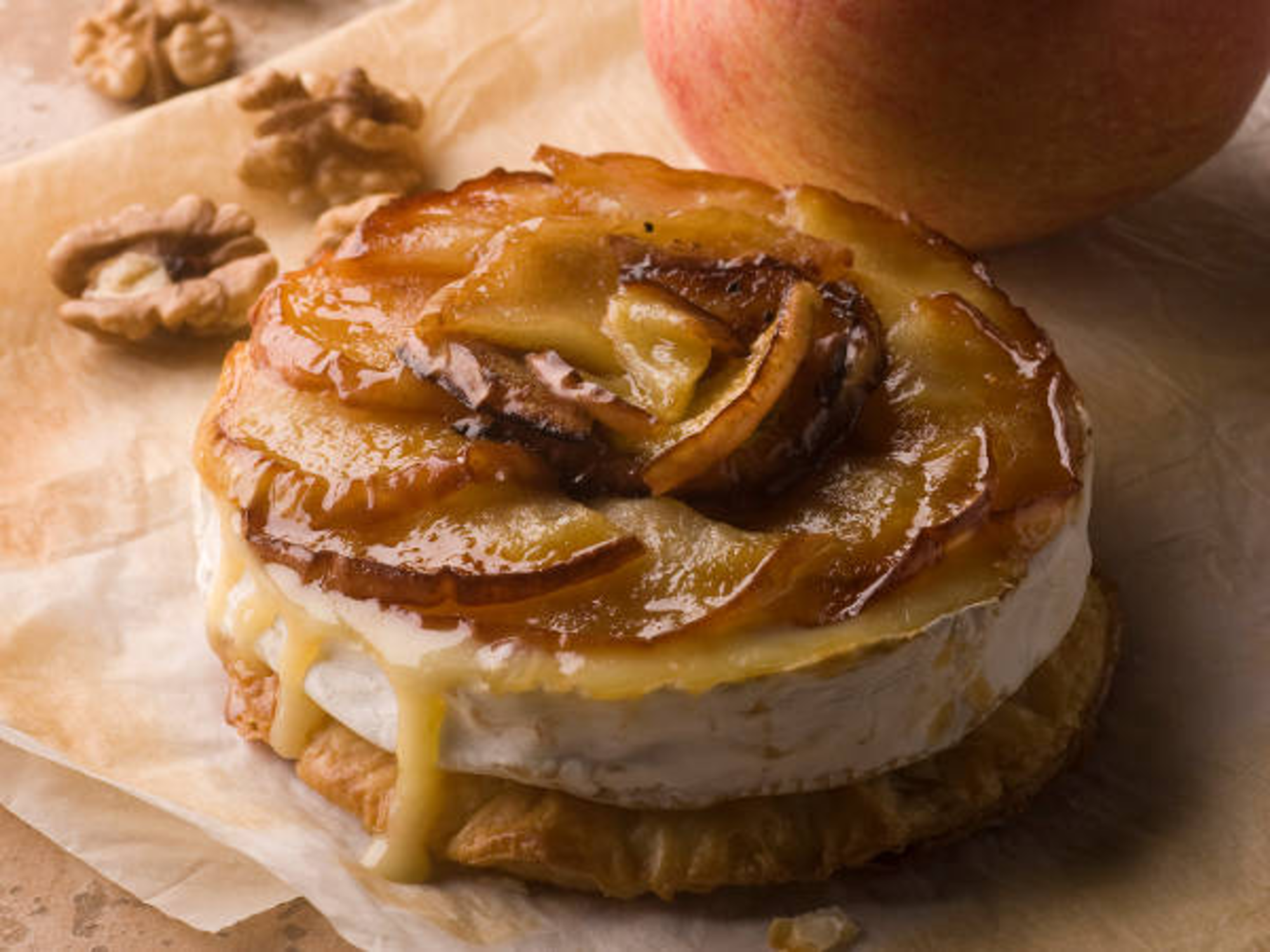 Tatin de camembert aux pommes