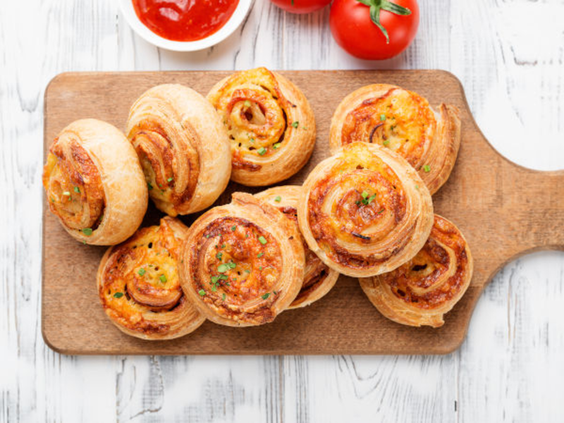 Roulés jambon, chorizo et fromage de brebis