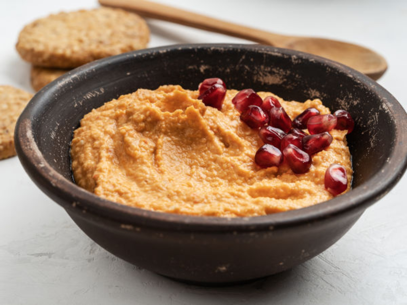 Sauce apéro au fromage frais, poivron orange et basilic