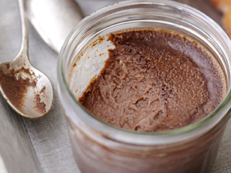 Petits pots de crème au chocolat et fromage frais