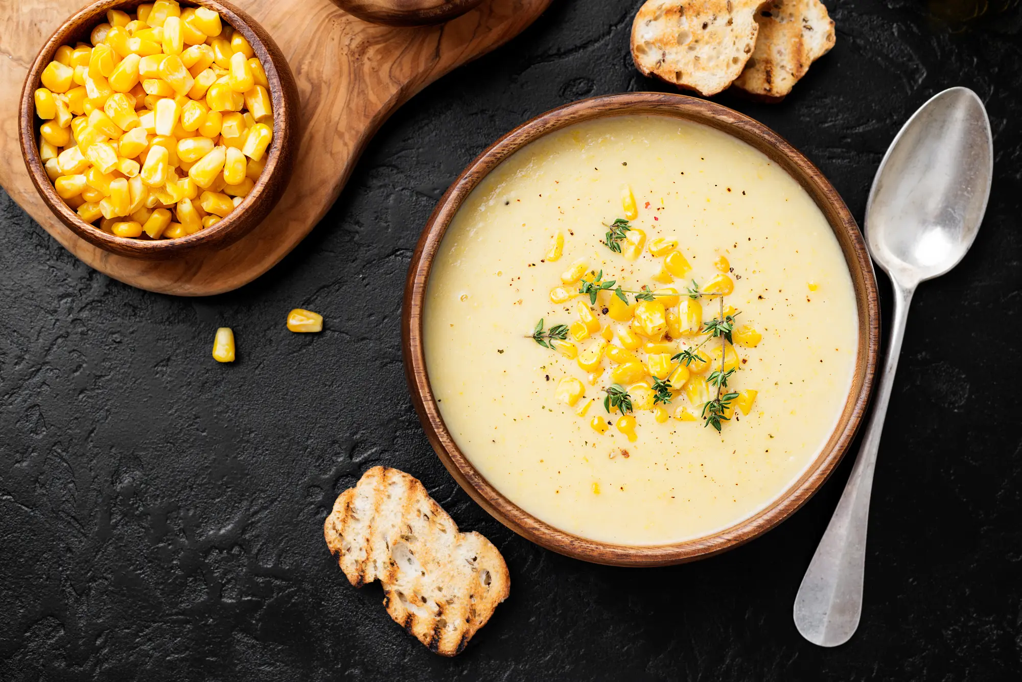 Soupe de maïs et chantilly au fromage