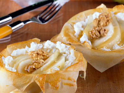 Tartelettes croustillantes au chèvre frais et poires