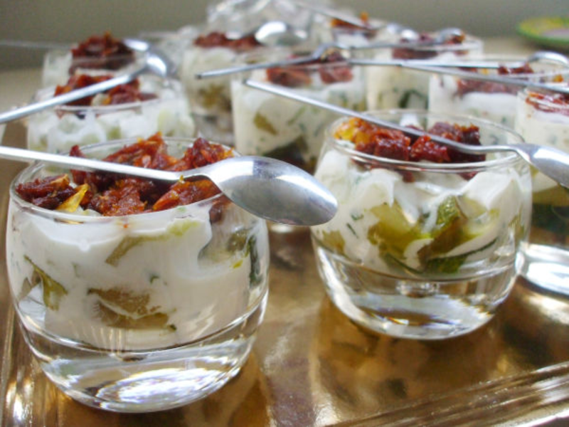 Verrine de fromage de chèvre frais, courgettes et sardines