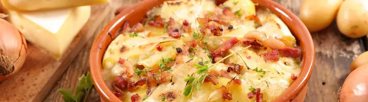 Pommes de terre au reblochon : notre recette de tartiflette