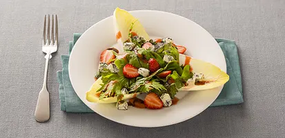 Salade au bleu et aux fraises