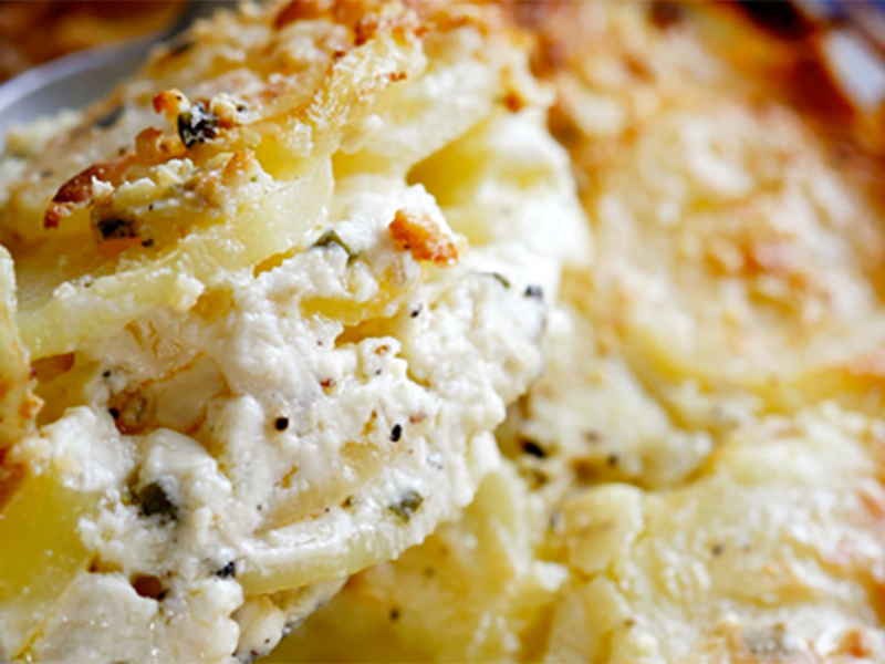 Gratin dauphinois au fromage frais et ciboulette