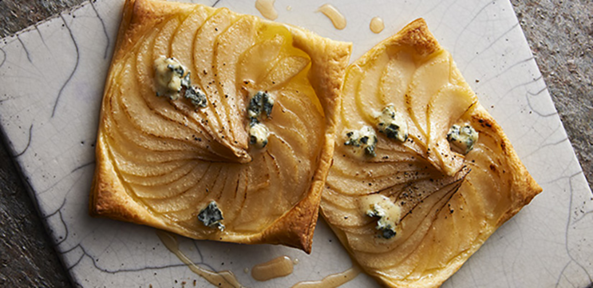 Tarte fine de poires et fromage bleu