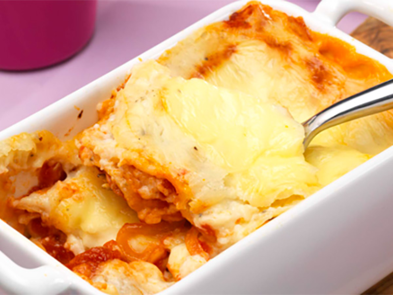 Lasagnes aux tomates et fromage à raclette