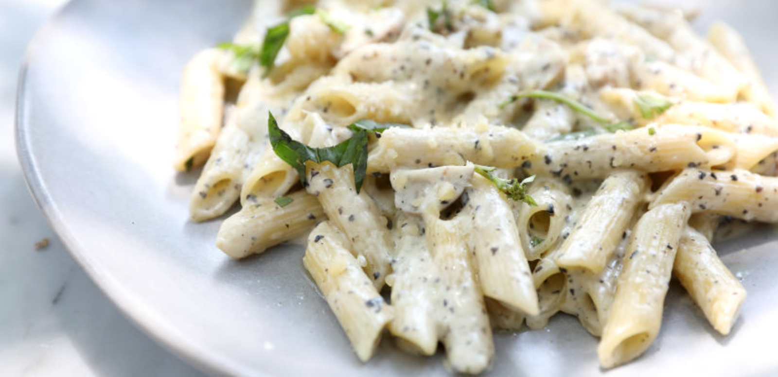 Penne sauce camembert