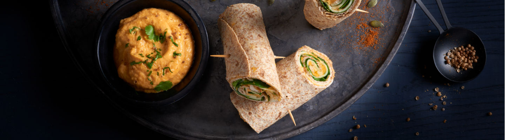 Wrap au poulet, houmous de courge et fromage