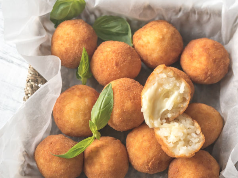 Boulettes de riz au fromage à raclette