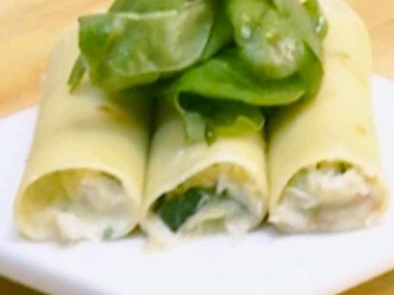 Cannelloni farcis au fromage frais, courgette et crabe