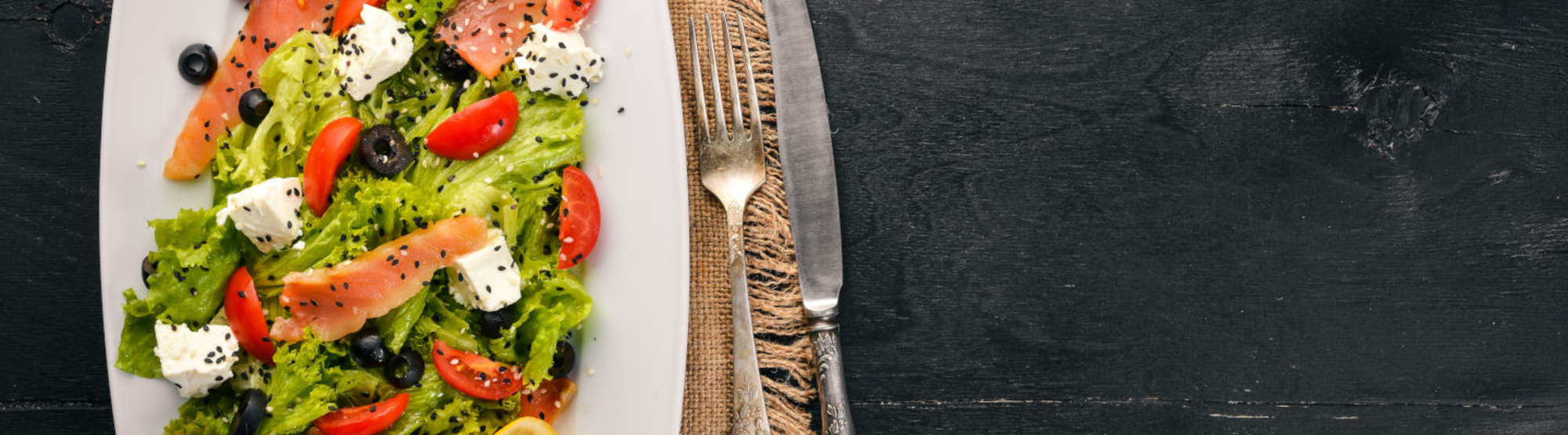 Salade au saumon fumé et fromage de brebis