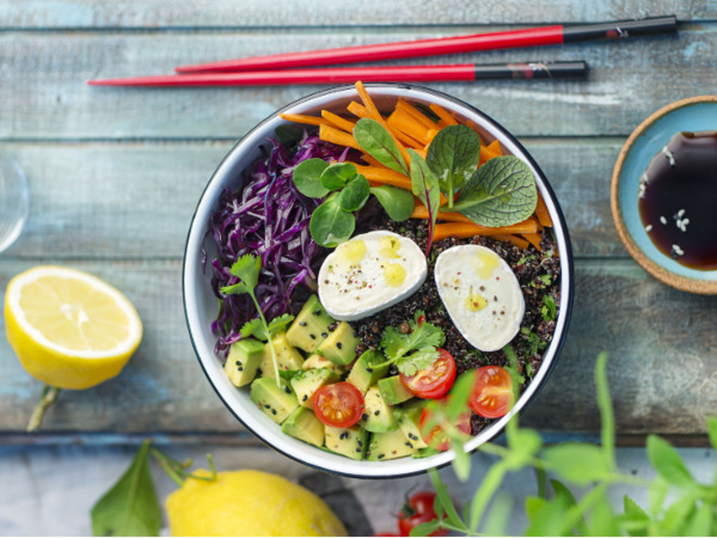 Buddha bowl au fromage pour un déjeuner équilibré