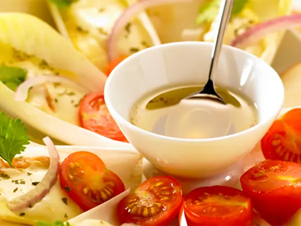 Sauce salade : 5 idées pour changer