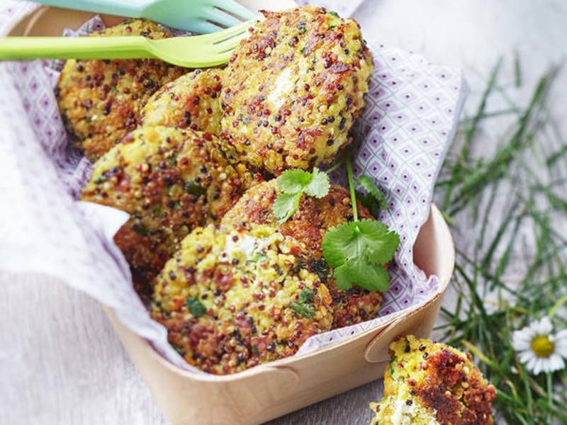 Galette de quinoa aux légumes et chèvre frais