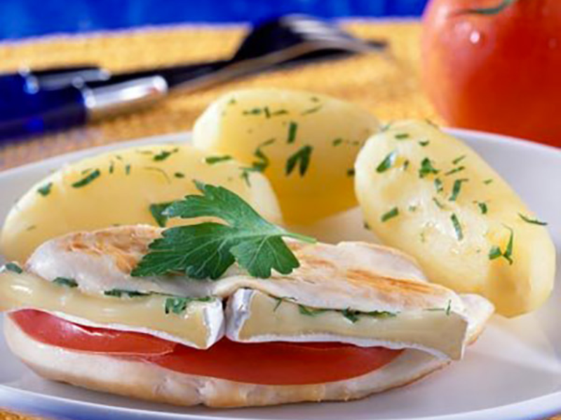 Suprêmes de poulet farcis au fromage