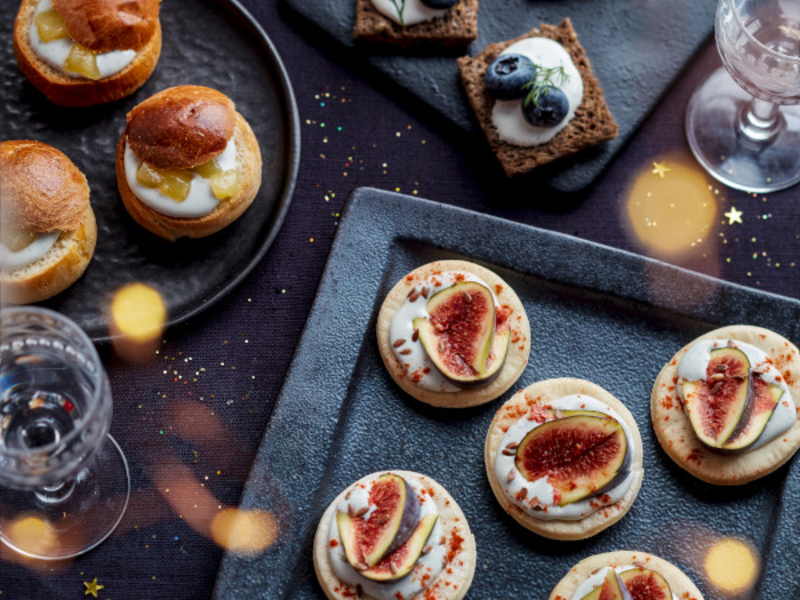 Toasts festifs au fromage bleu