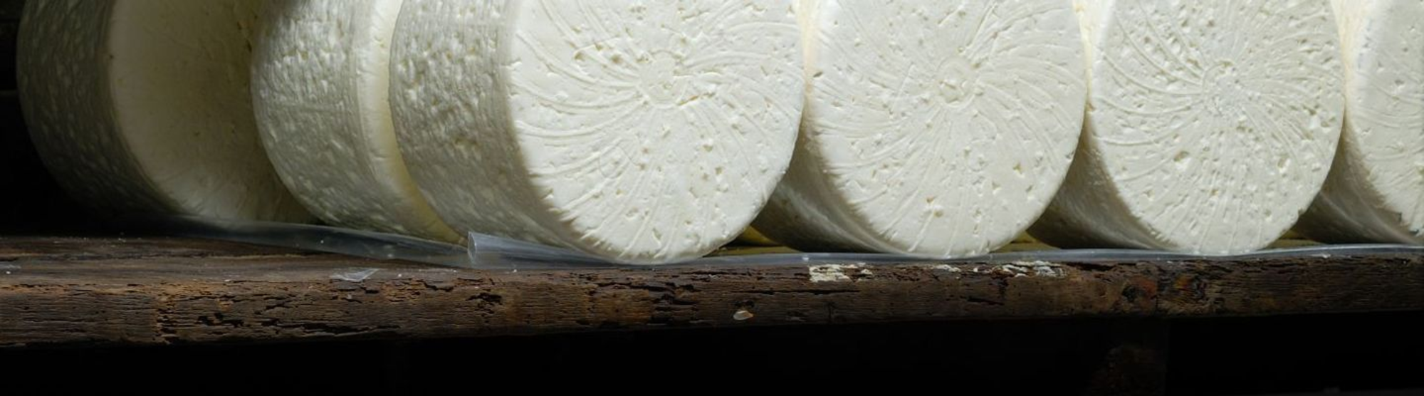 Comment est fabriqué le roquefort ?