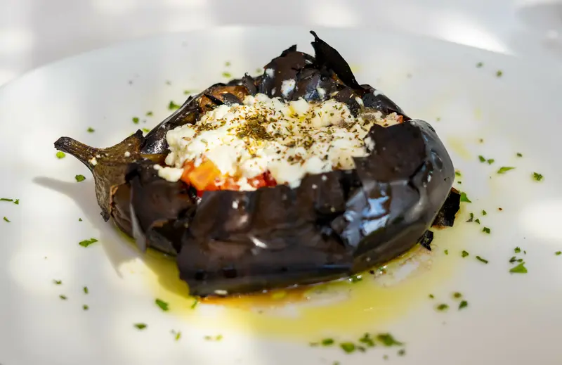 Aubergines farcies au chèvre