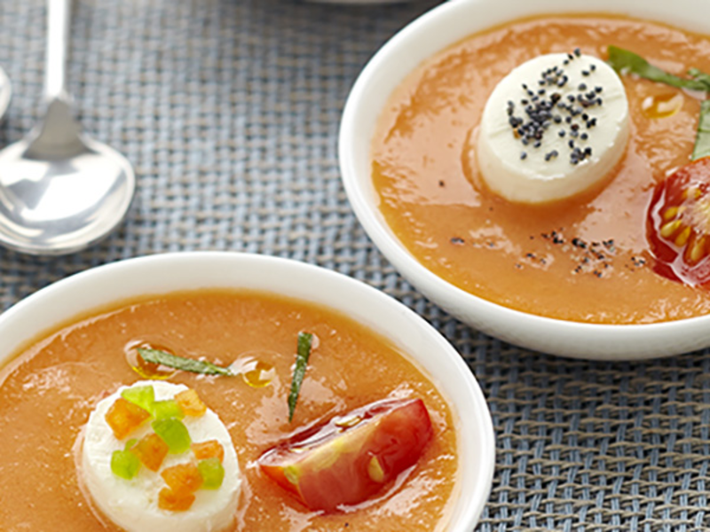 Gaspacho tomate et poivron & fromage apéritif