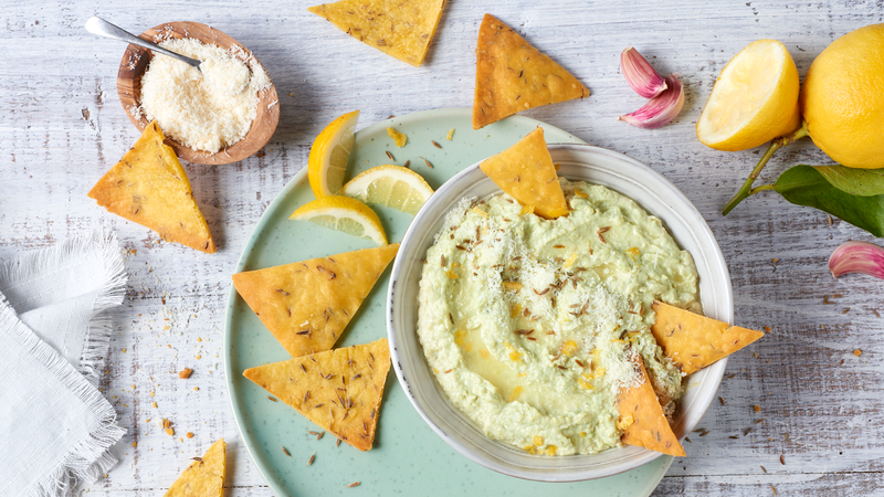 Houmous de fèves au fromage italien