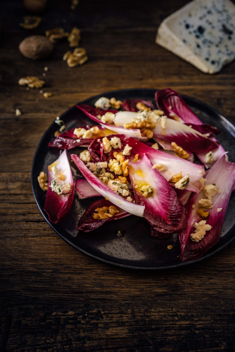 Salade d’endives roquefort et noix