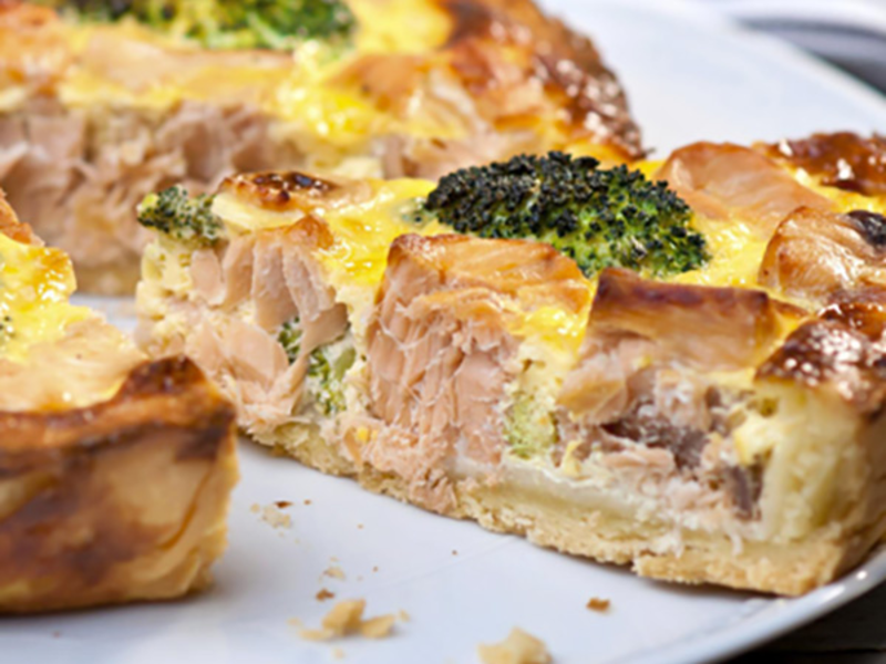 Quiche au saumon et aux brocolis