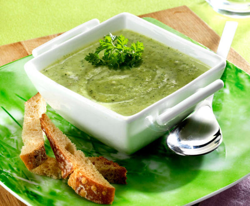 TH06_veloute-courgette-camembert