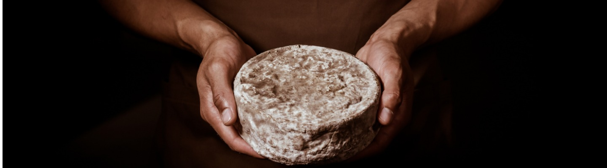 Pourquoi certains fromages sont-ils noirs ?