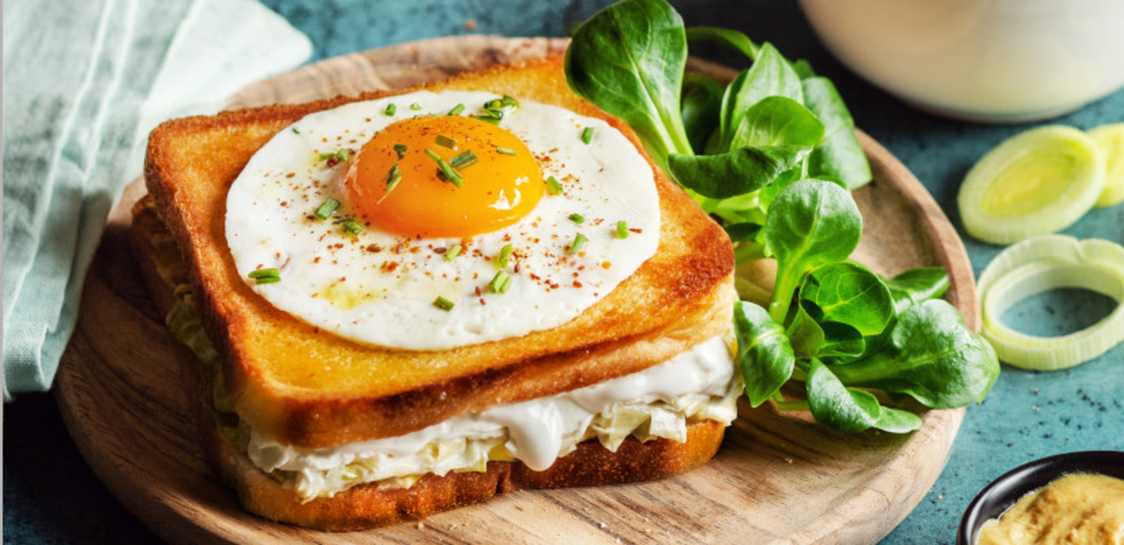 Croque-monsieur aux poireaux et Saint Morêt