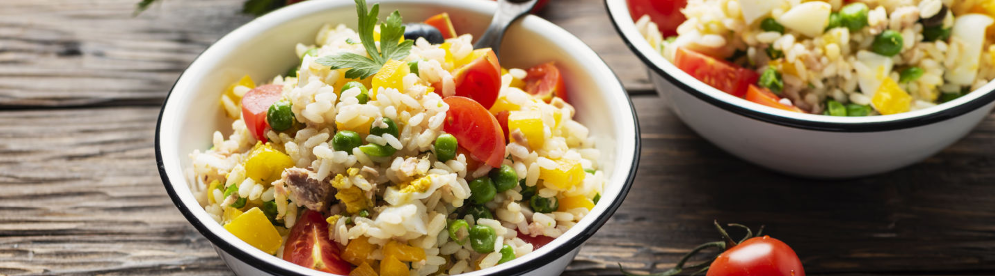 Salade de riz complète au fromage de brebis