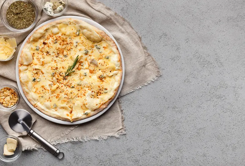 Pizza chèvre-miel au chèvre frais