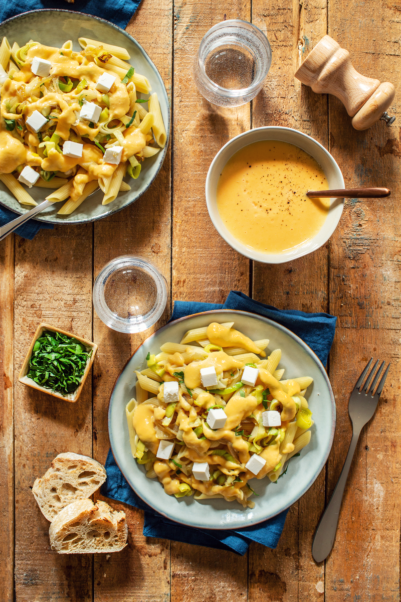 Pâtes aux poireaux, sauce butternut et fromage frais