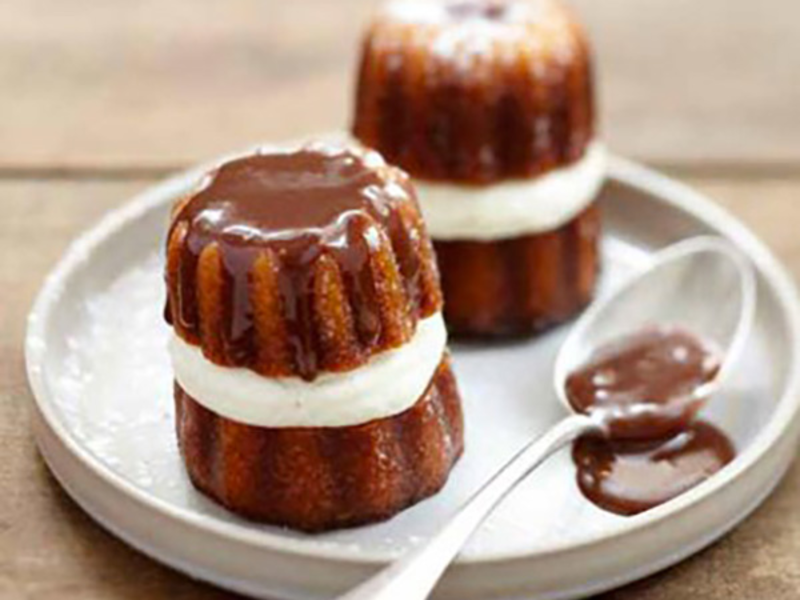 Cannelés façon profiteroles au fromage frais